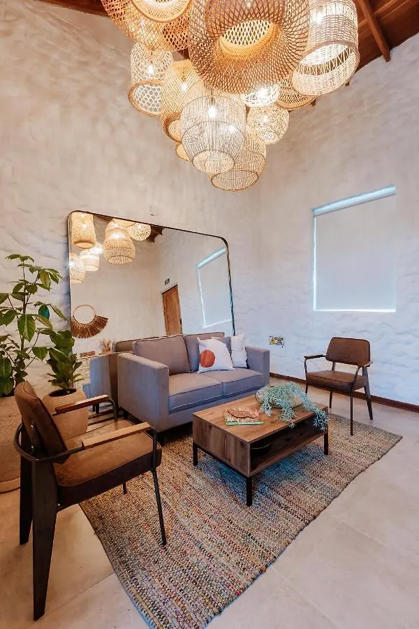 La Casa De Nelly - Medellin Apartment 0*,