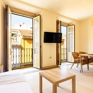 https://malaga-center-flat-la-victoria-city-center.es-andalucia.com